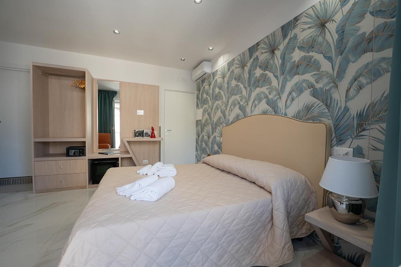 P.C. Boutique H. Vesuvius, Napoli Centro, By Clapa Group Hotel ภายนอก รูปภาพ