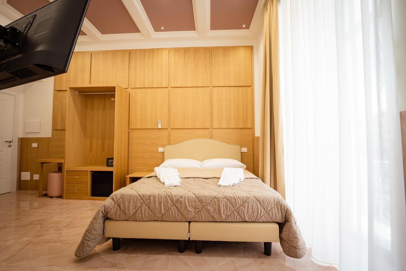 P.C. Boutique H. Vesuvius, Napoli Centro, By Clapa Group Hotel ภายนอก รูปภาพ